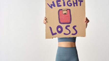 The Smart Weight-Loss Cookbook Bundle Review  300+ Fat-Burning Recipes for Every Diet
